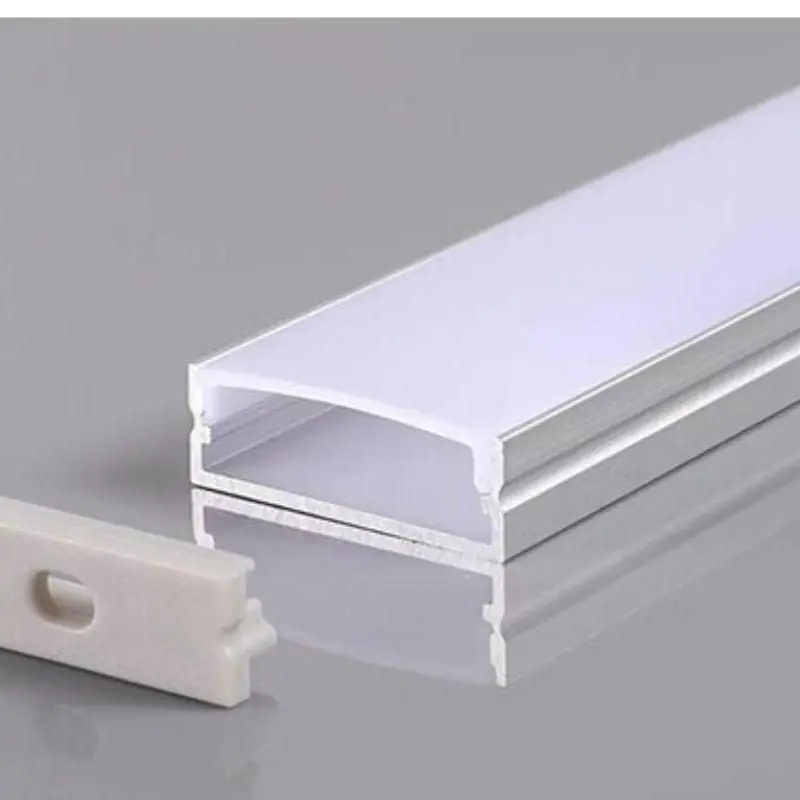2 m breites Aluminiumprofil mit weißer, undurchsichtiger Abdeckung