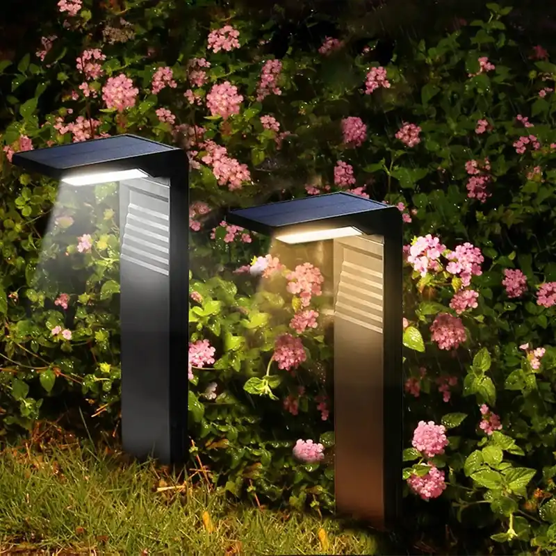 Borne extérieure solaire LED pour jardin