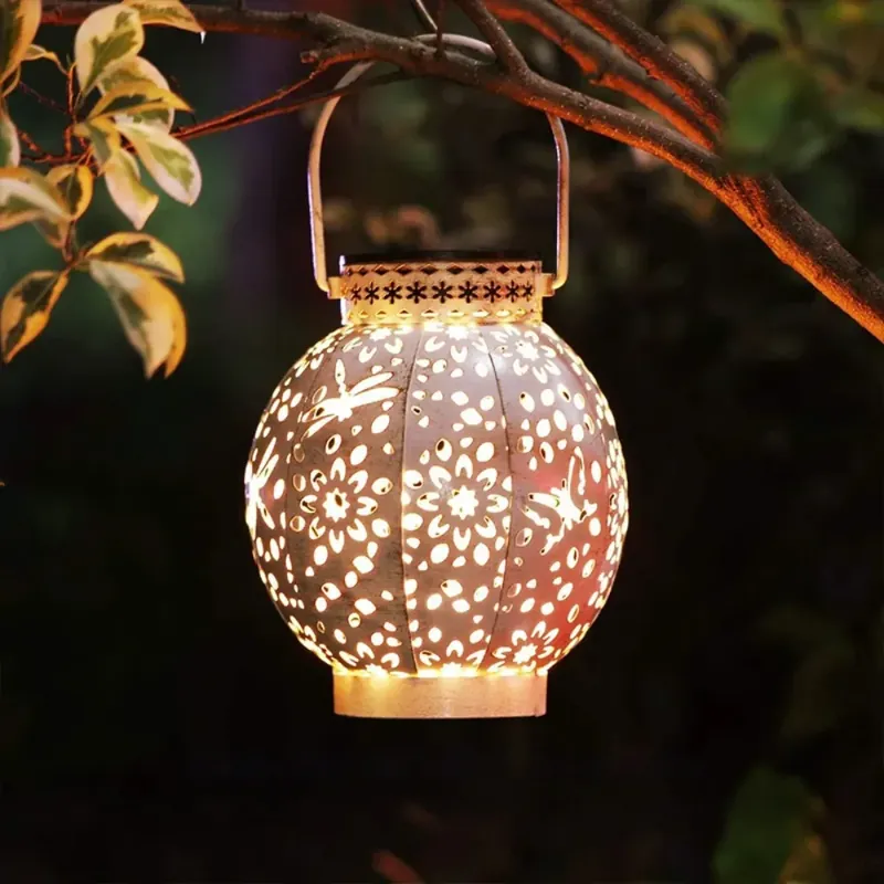 Lanterne solaire décorative ajourée