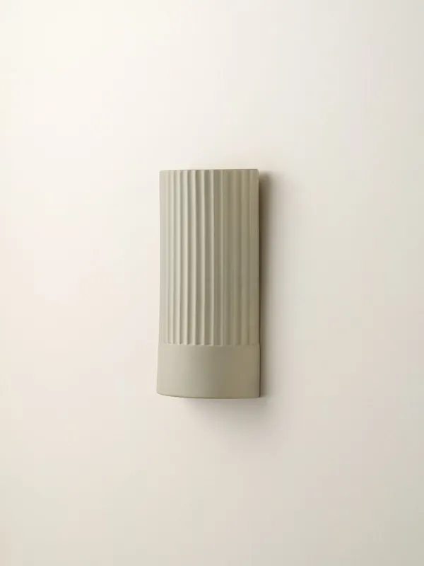 Enza applique murale en céramique nervurée blanc chaud