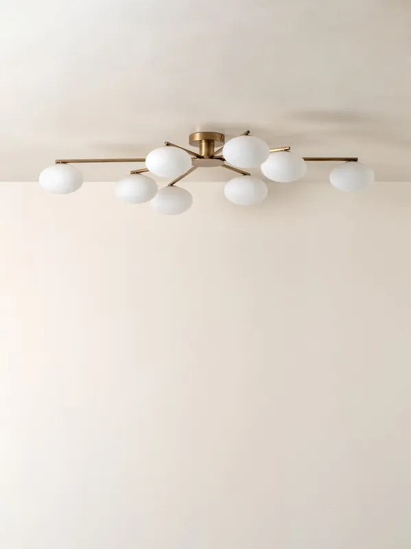 Imperial - Suspension encastrée à 8 lumières en laiton vieilli et opale