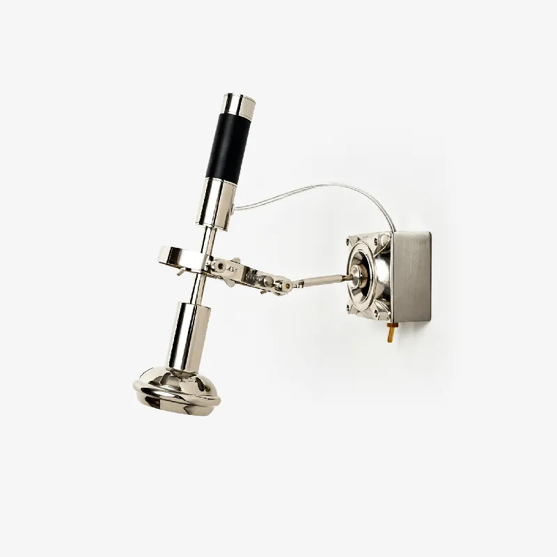 Yale Wandleuchte Modern aus Metall
