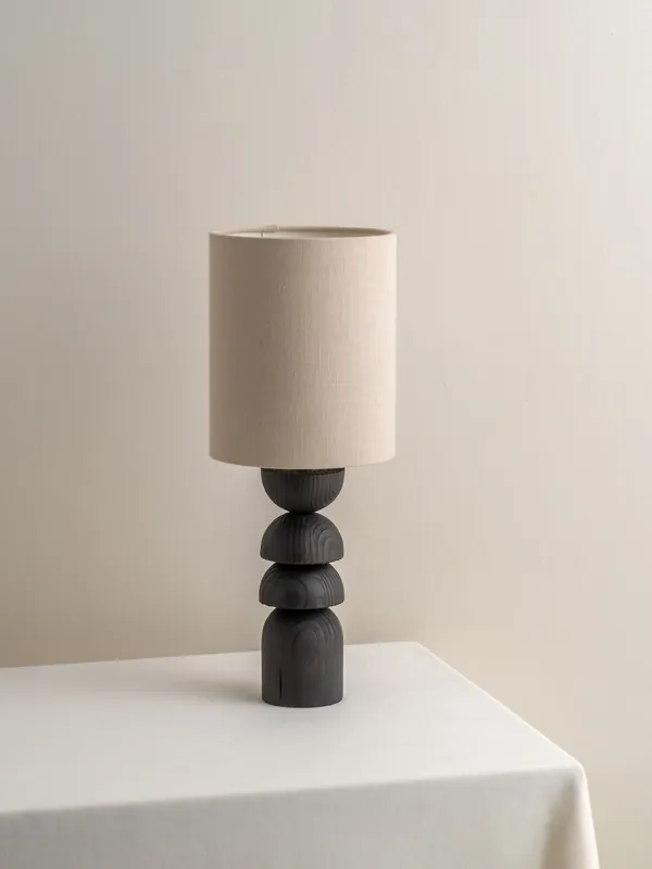 Peyton Moderne Tischlampe aus Holz