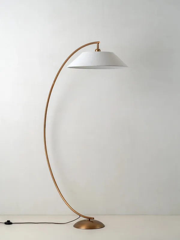 Frankie Moderne Stehlampe aus Metall