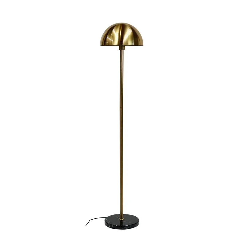 Menton lampadaire