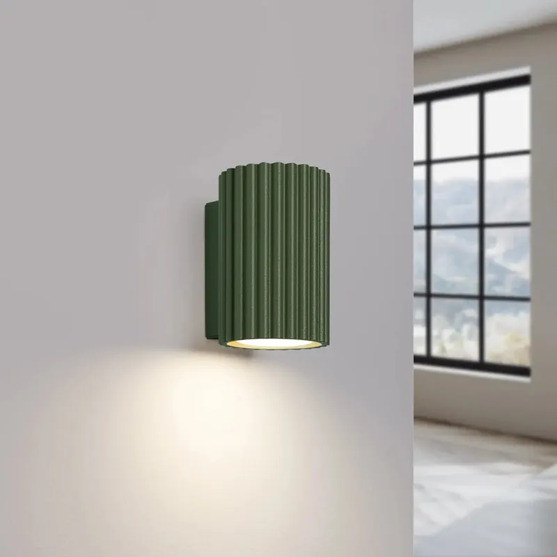 KARBON 10 wall light, olive green