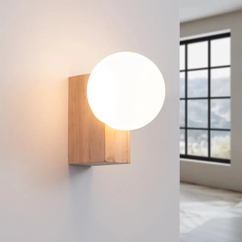 BULBO wall light in natural wood