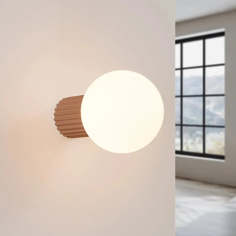 HALO mocha wall light IP44
