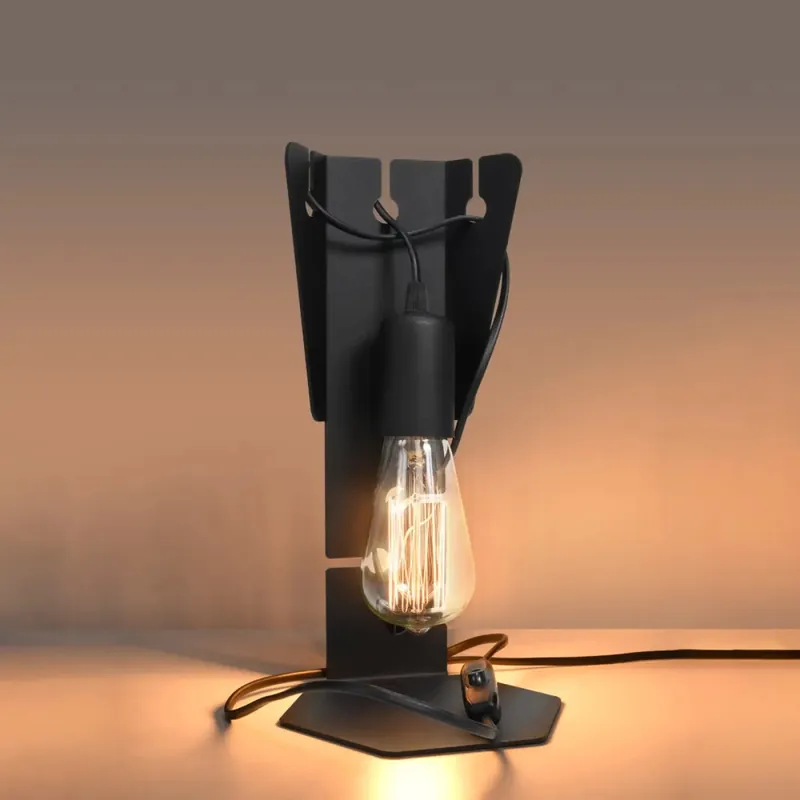 ARBY black table lamp