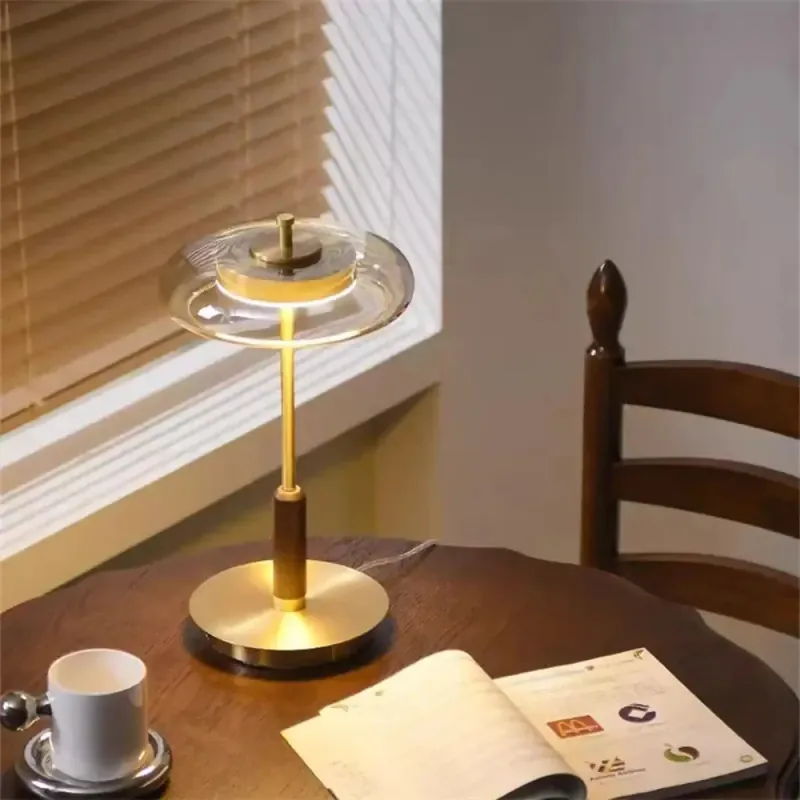 Bedside Lamp | LUXIA