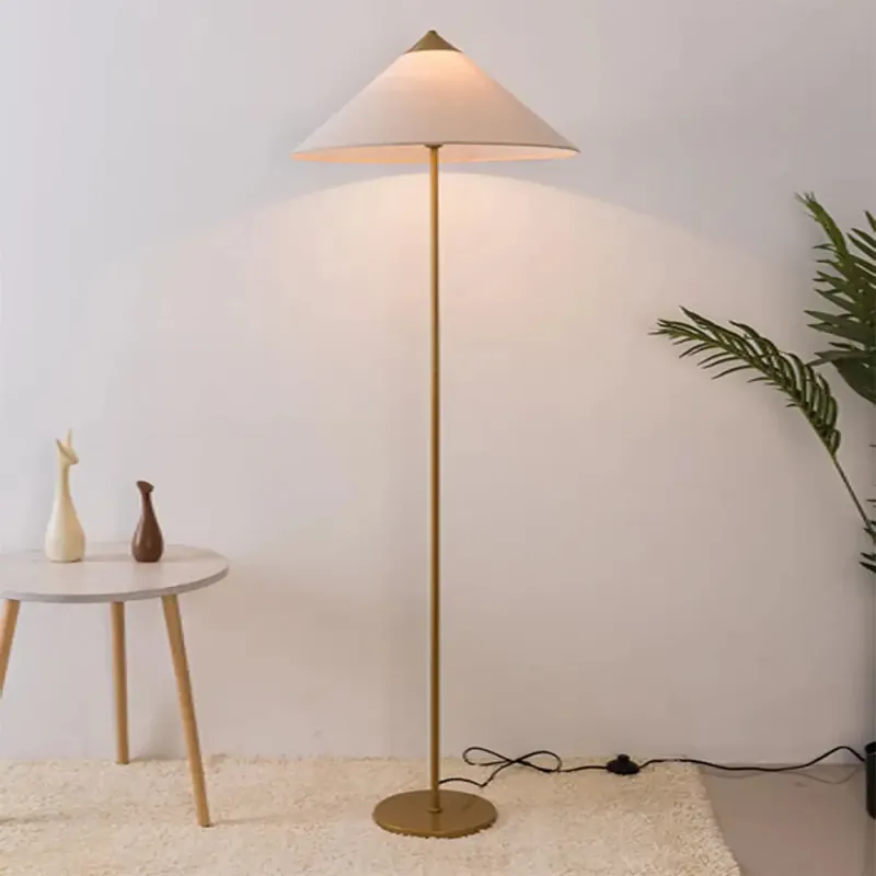 Street lamp| RINESSA