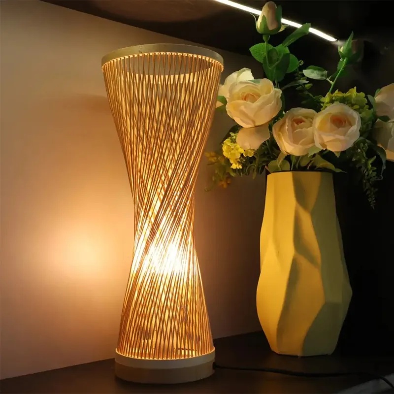 Table Lamp | MUA