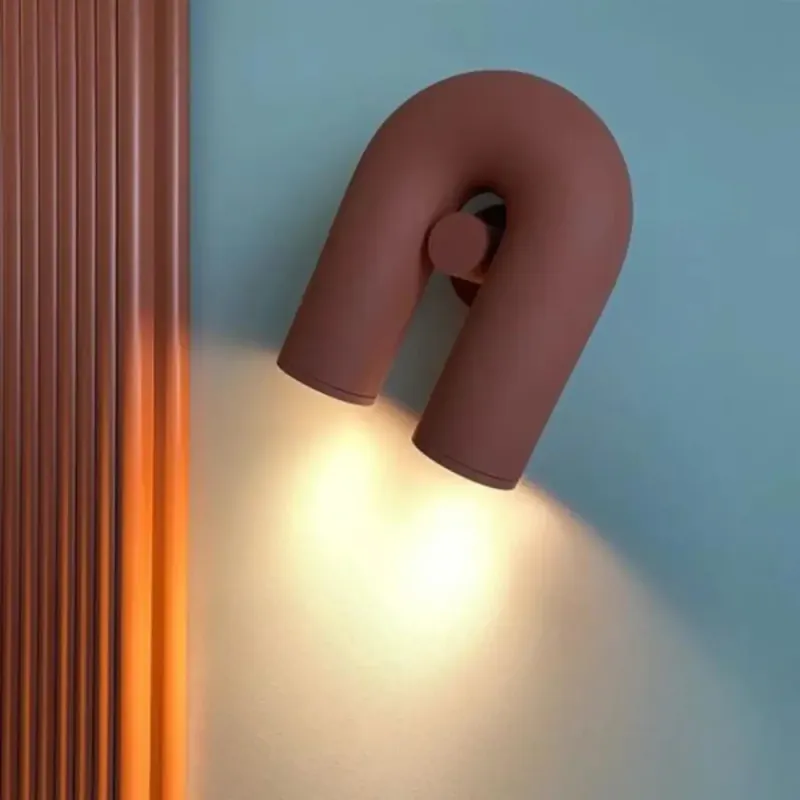 Modern Creative U-Shaped Lampshade Pendant Lamps, Nordic Rotatable LED Chandeliers for Restaurant, Sample Room, Coffee Shop, Boutique, Art Decoration