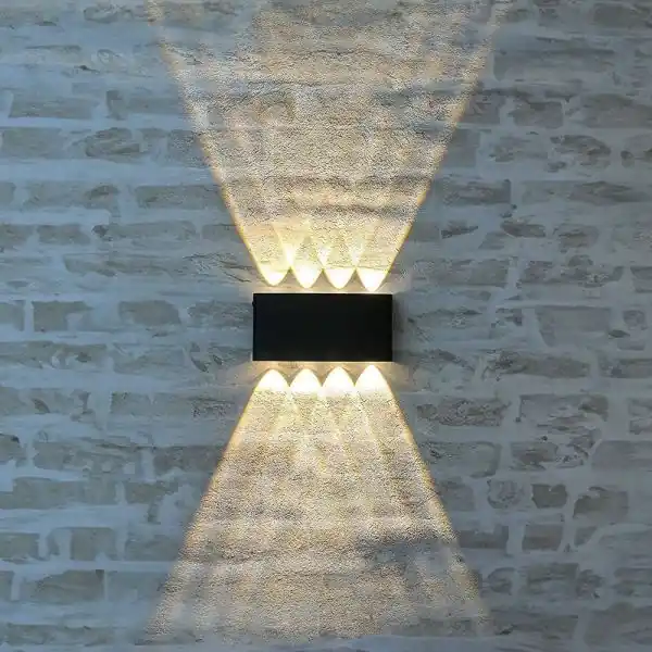 Applique murale extérieure CCT IP65 8W LED TENERIFE (3couleurs)