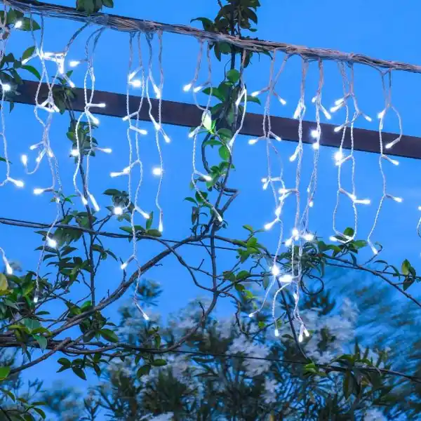 Guirlande Stalactite LED Blanc pur interconnectable 8m