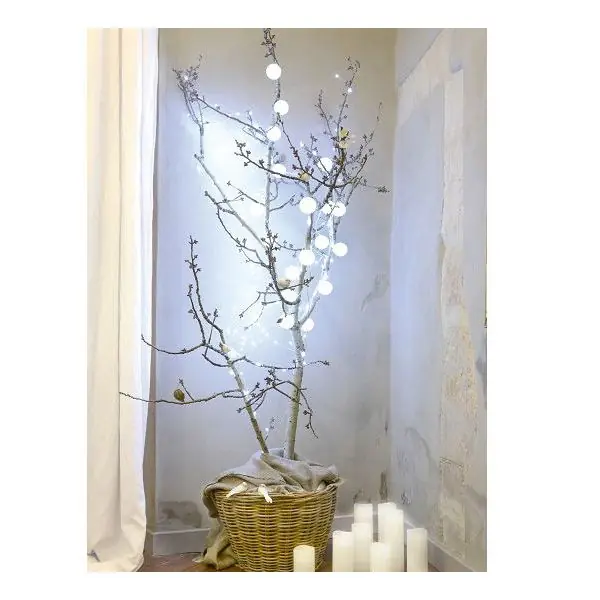 Guirlande boules de velours blanches