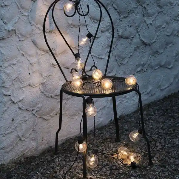 Guirlande LED Déco 16 Ampoules Blanc Chaud 9M50 Extérieur