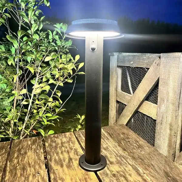 BORNE LED extérieur solaire DOURO CCT Eq 80W