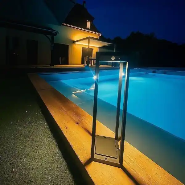 Borne solaire MARINA Equi 60W Détecteur de Présence 3 Modes