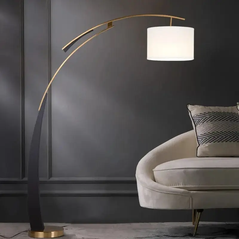 Découvrez le nouvel lampadaire de pêche wLED idéal pour le bureau