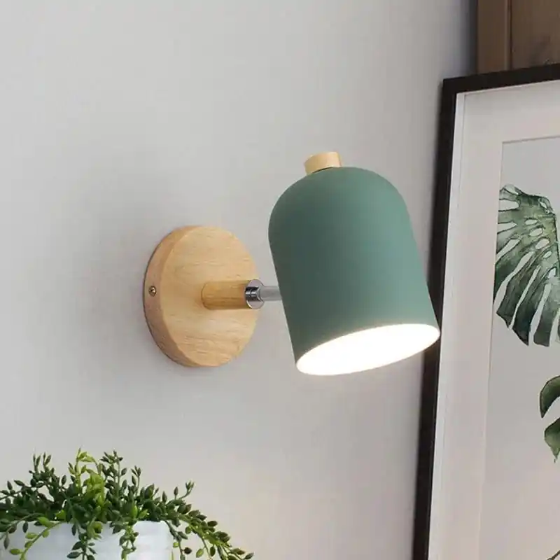 Appliques murales nordiques en bois pour une décoration élégante de chambre