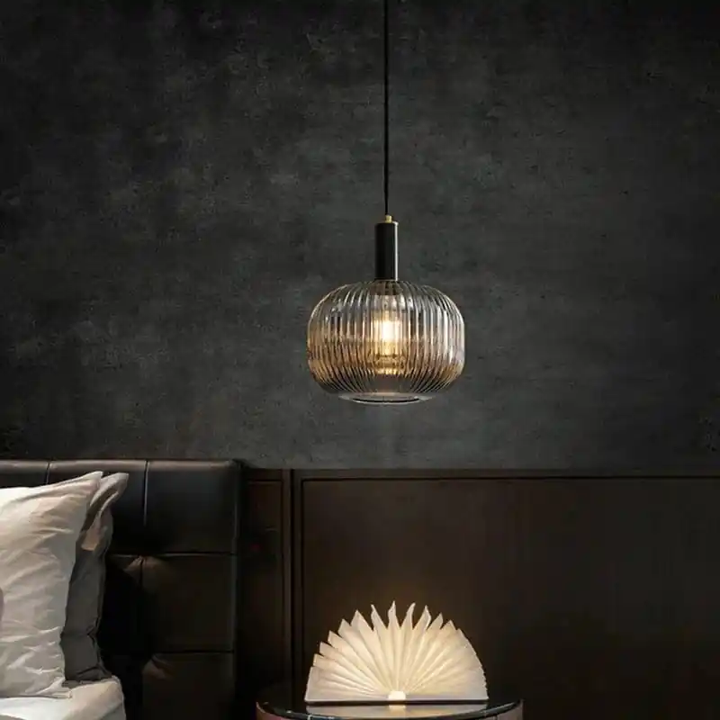Restaurant Luxe : Suspensions LED en Verre Cuivre pour un Décor Art & Élégance