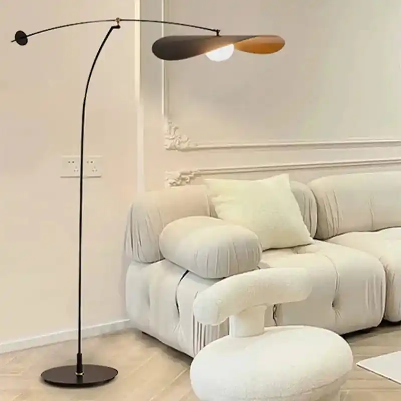 Lampadaire LED Nordikreative et ajustable