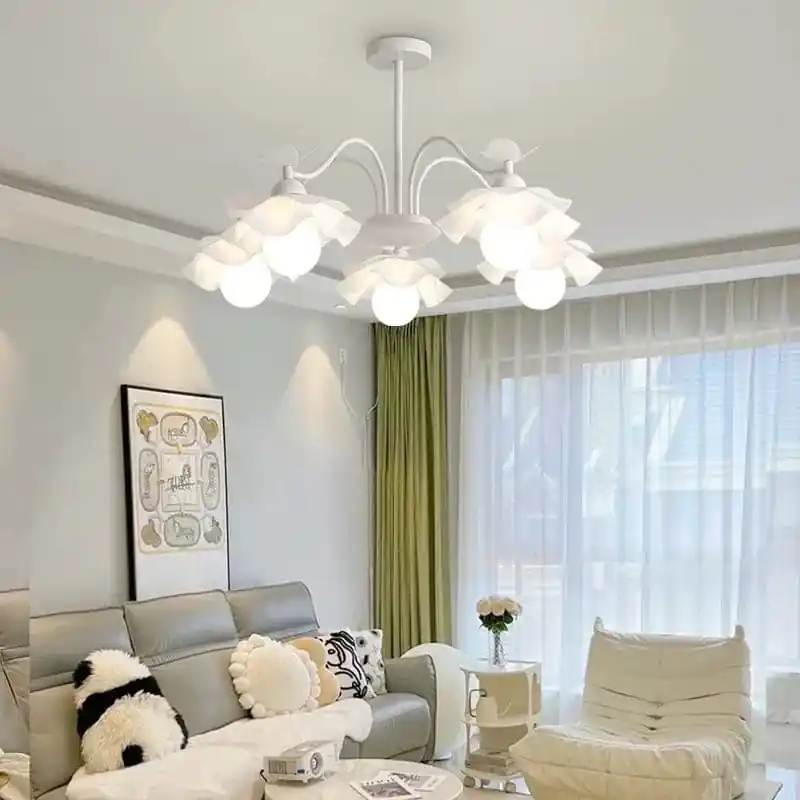 Lustre nordique à fleurs pour chambre d'enfant