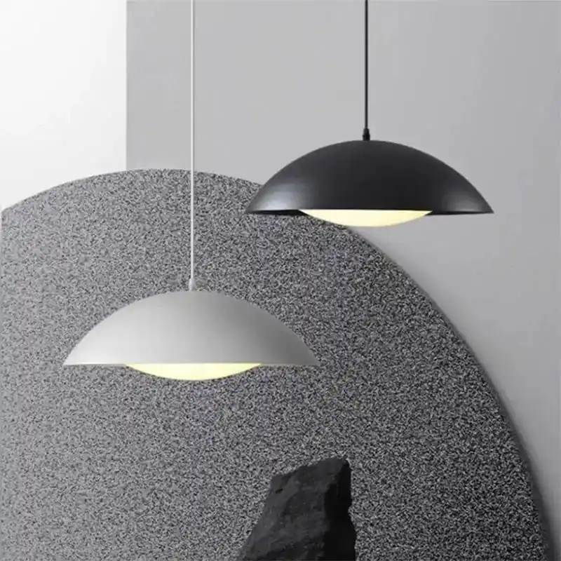 Suspension LED Nordik en fer au design moderne