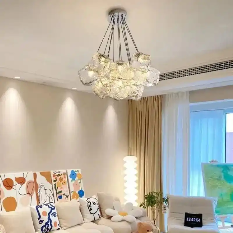 Lustre en verre glaçon moderne romantique de luxe avec LED pour salon et salle à manger