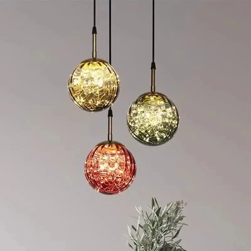 Suspension LED \\"Aurora\\" en verre - Design nordique contemporain