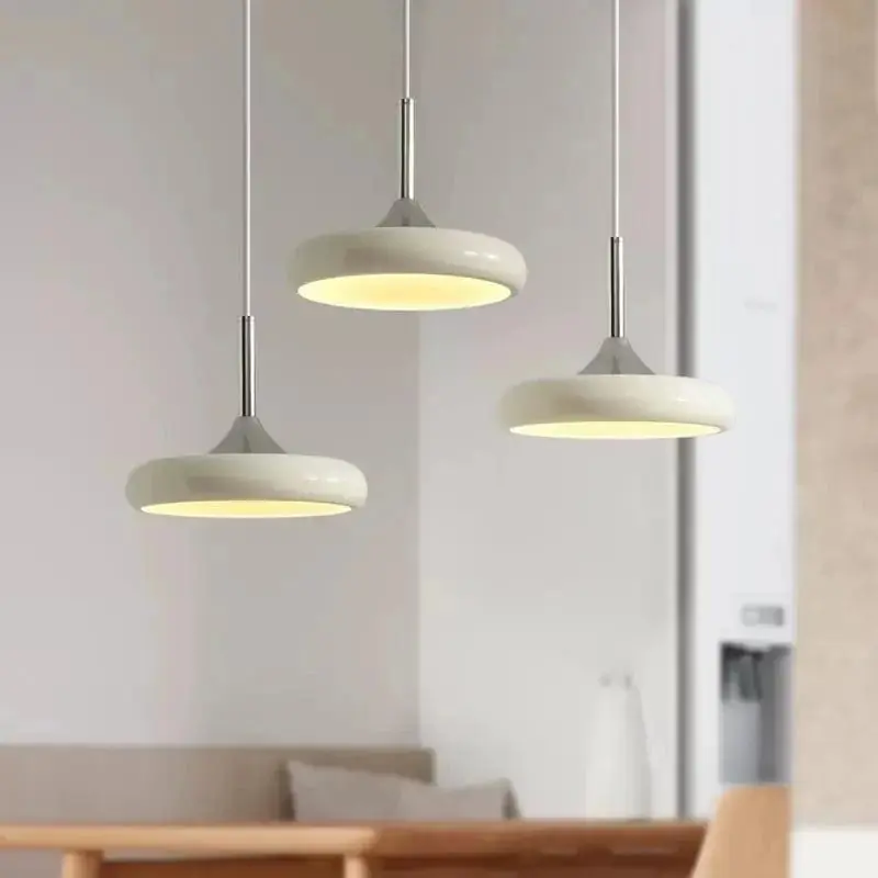 Suspension LED moderne en forme de disque blanc - design minimaliste