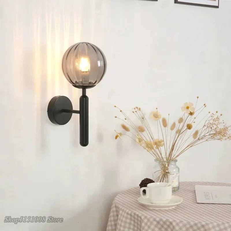 Applique nordique chambre moderne - Boule de verre LED - Luminaire élégant pour miroir et escalier