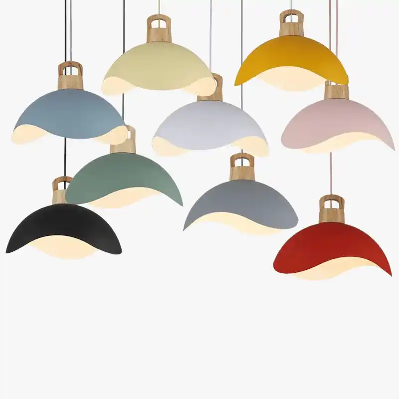 Suspension luminaire nordique en bois et aluminium - design contemporain