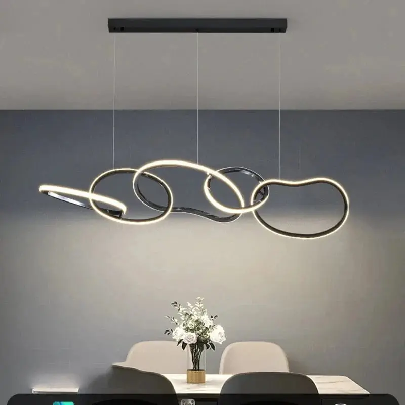 Chambre moderne : Éclairage intérieur design LED et lustres suspendus