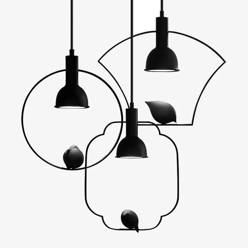 Suspension métallique avec pendentif en forme d'oiseau