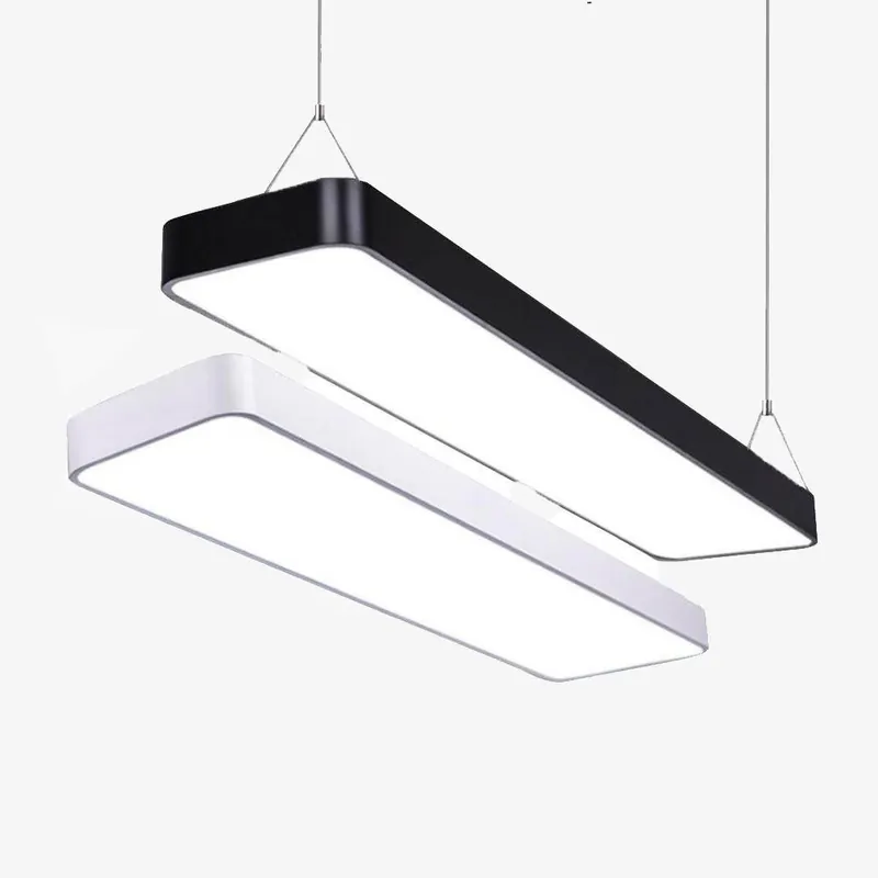 Plafonnier LED Carré Élégant