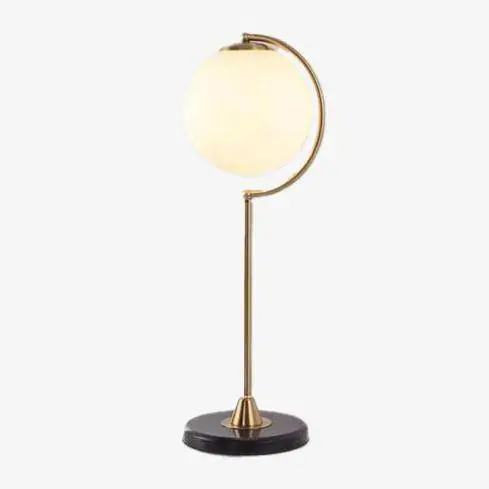 Lampe LED dorée avec boule en verre - Choix de formes