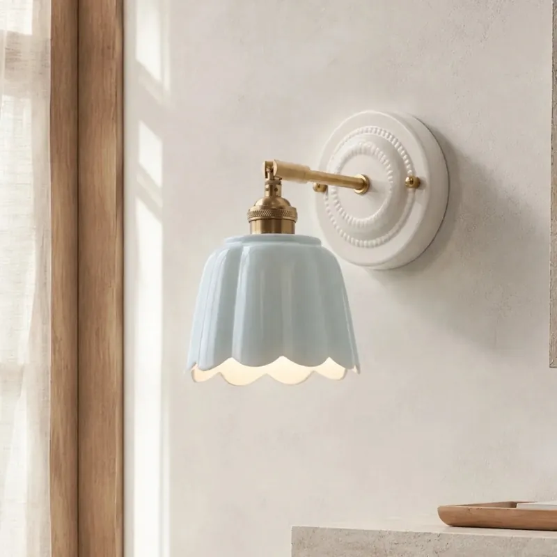 Sidney Vintage Flower Ceramic Wall Sconce