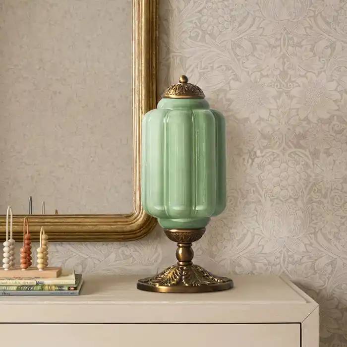 Lampe de table vintage en verre opale Sif Eloise
