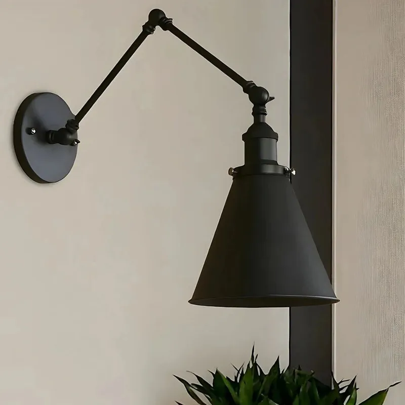 Lampe murale à bras oscillant industriel rétro Boris