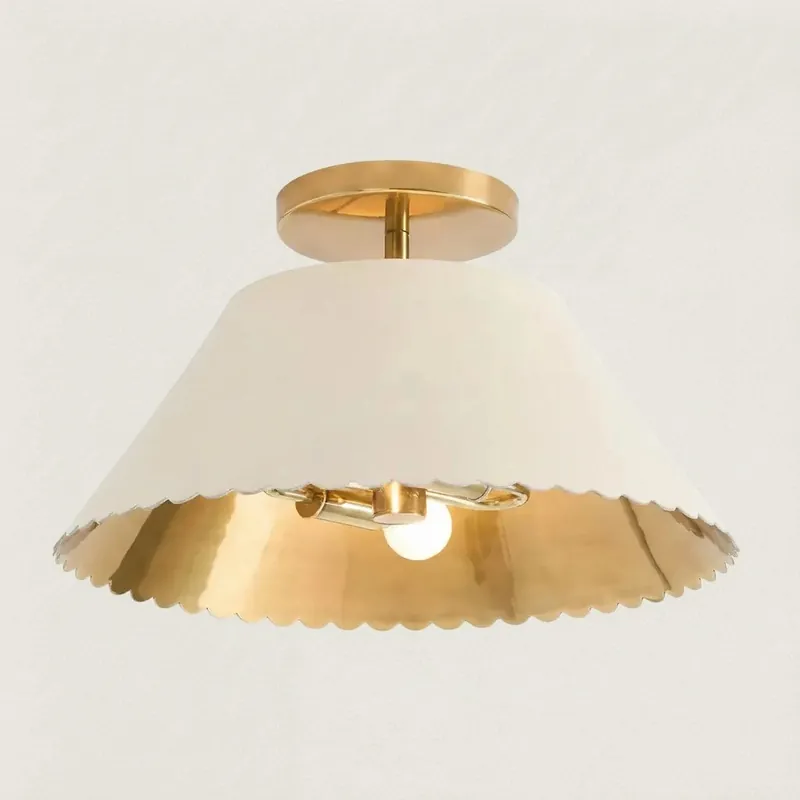 Luminaires de plafond en laiton à bord festonné moderne Lennox