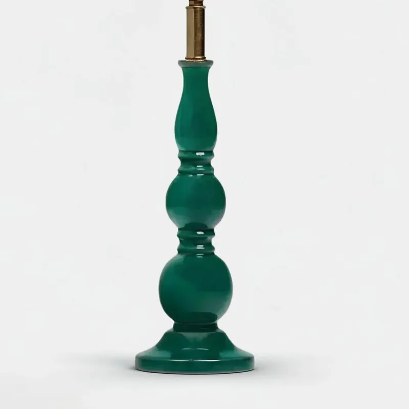 Base de lampe de table en bois vintage Briony en forme de bouteille