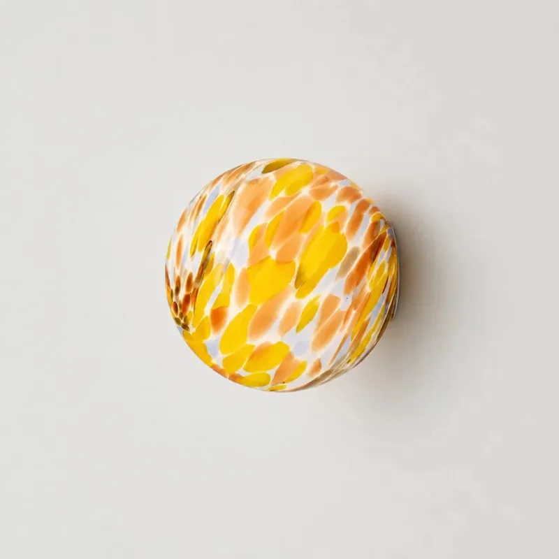 Lampe murale colorée Selaro Nordic en verre artistique sphérique