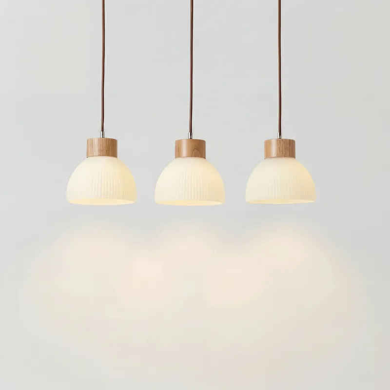 Bragi 3 Licht Weiß Ribbed Glas Schirm Pendelleuchte
