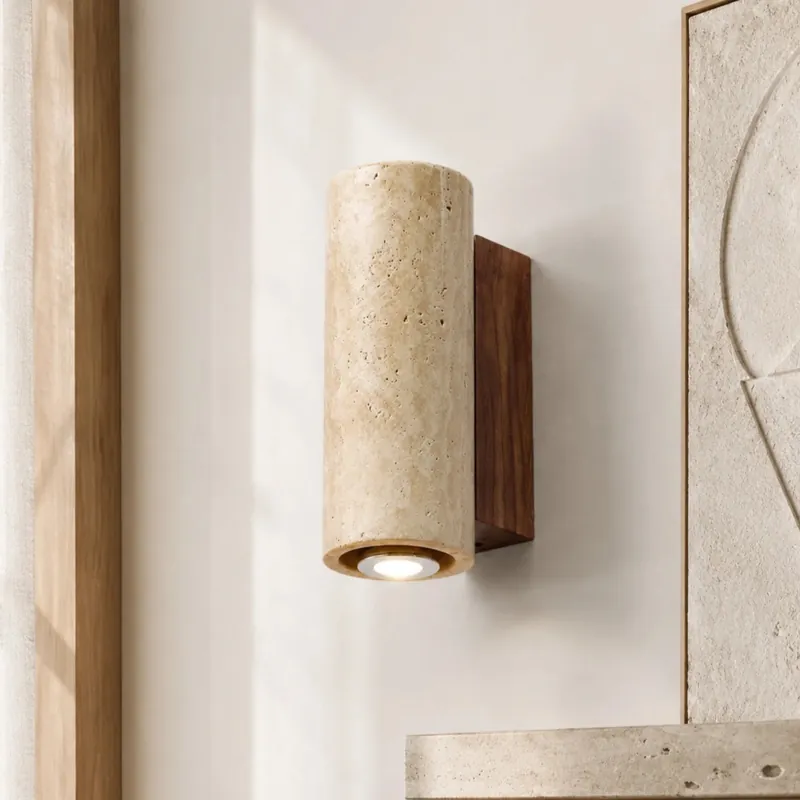 Sylvenna Vintage Säulen-Travertin-Wandlampe