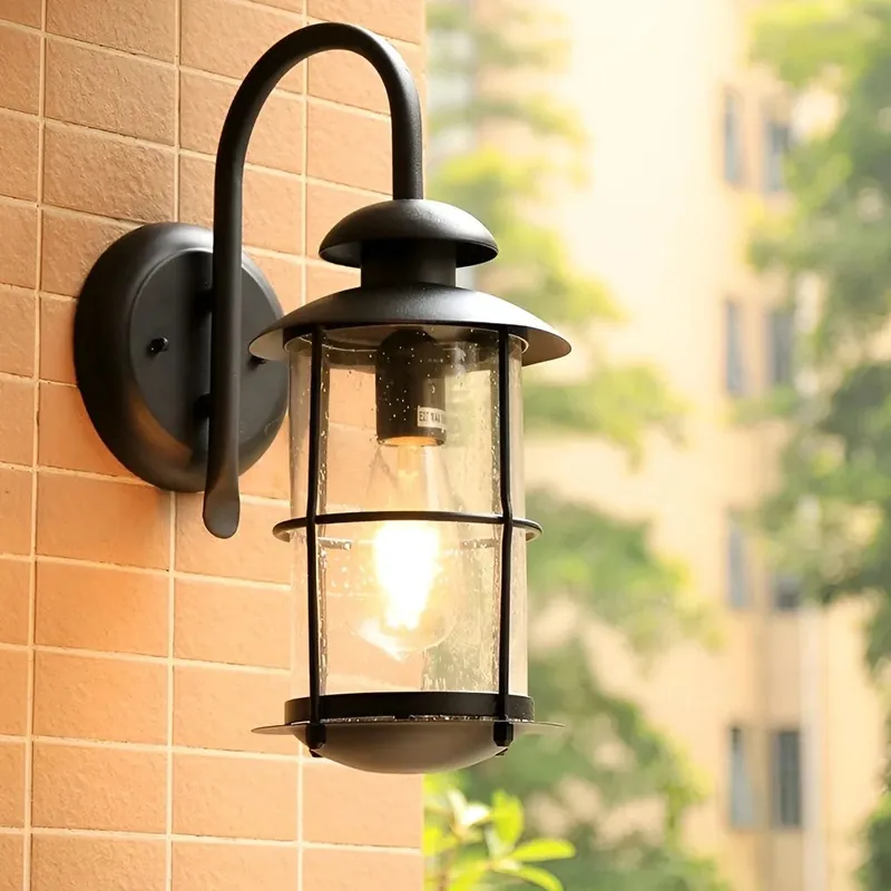 Craig Moderne Industrielle Glas Laternen-Wandlampe