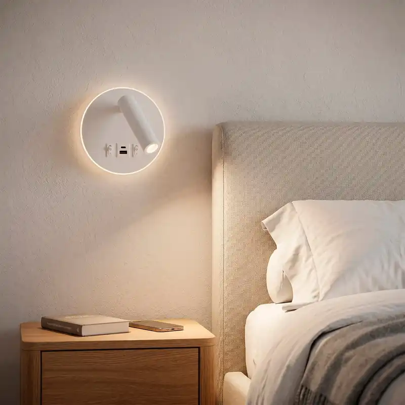 Okrągły reflektor LED 9 W z wyjściem USB-C, 630 lm, 3000 K, biały