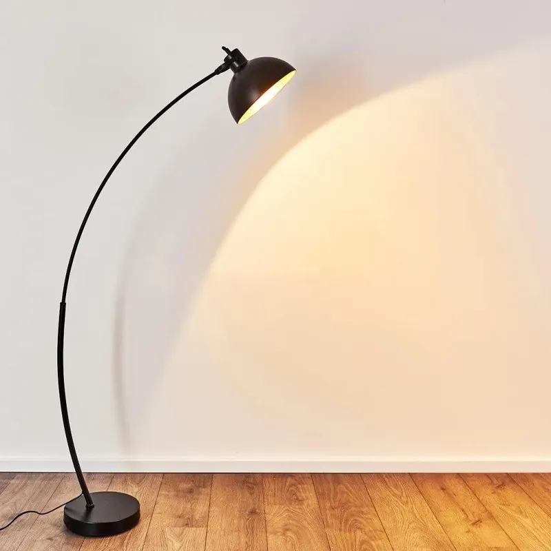 Lampadaire Industriel Noir Sofa