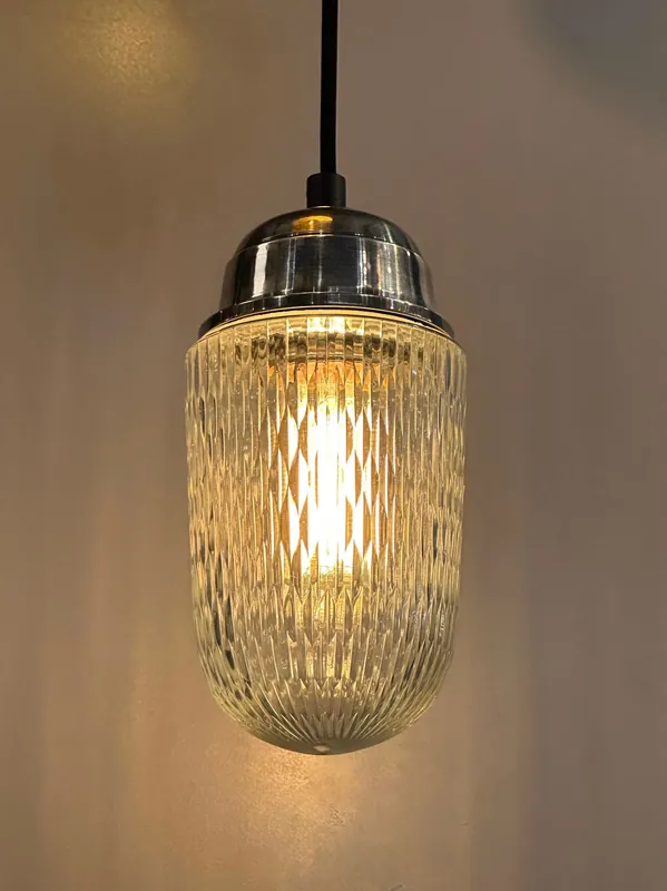 YETRE GLass Pendant